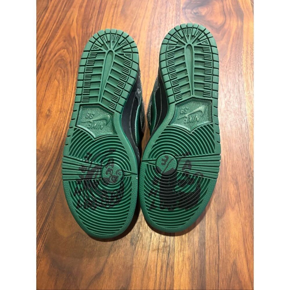 Nike Men's Black & Green SB Dunk Low There Skateboard Sneakers Size 8.5 NWOT - Picture 8 of 14